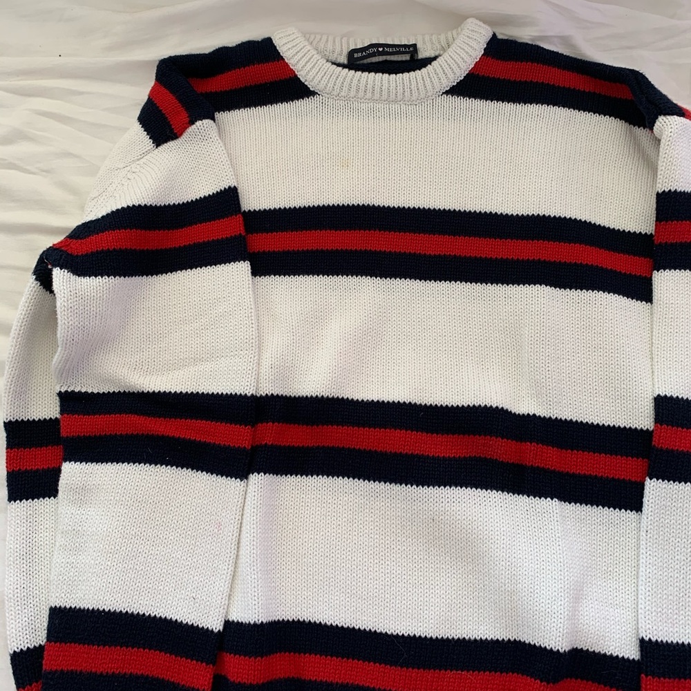 Brandy Melville sweater